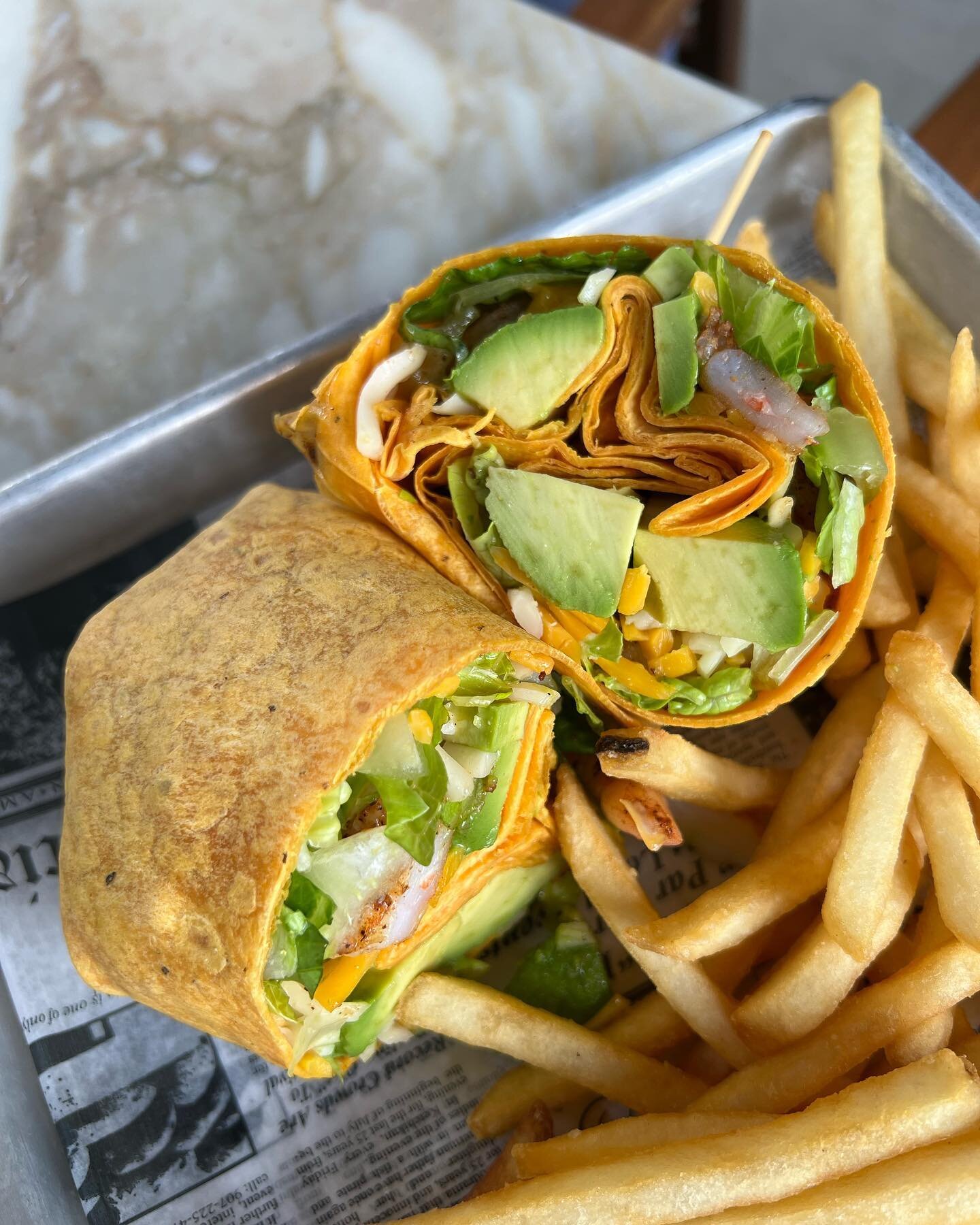 Looking for something a little lighter? We've got you covered with our delicious SWK Avocado Wrap. 😁
#swk #saltwaterkitchen #gvlsc #gvlfoodie #getsalty